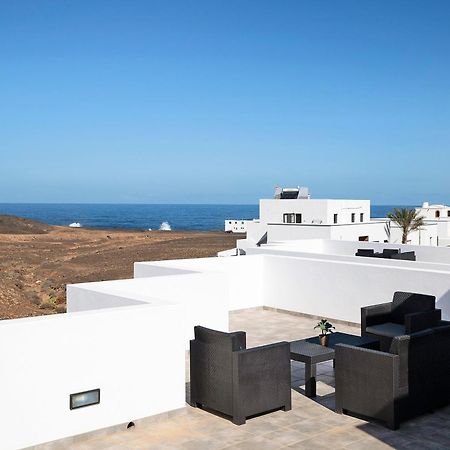 Triton 6 Villa La Santa Exteriör bild